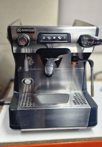 Commercial coffee machine